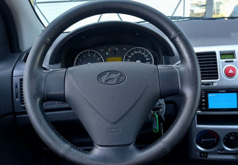 Подержанный автомобиль Hyundai Getz 2009 года (12 фото)