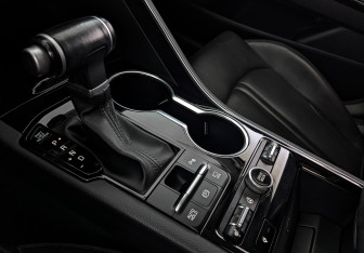 Подержанный автомобиль Kia K5 2021 года (21 фото)