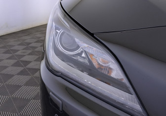 Подержанный автомобиль Hyundai Genesis 2016 года (11 фото)