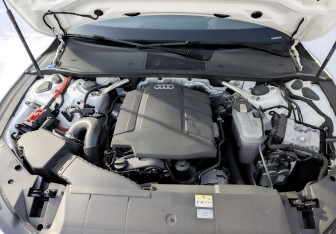 Подержанный автомобиль Audi A7 2022 года (9 фото)