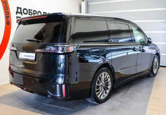 Подержанный автомобиль Voyah Dream 2023 года (4 фото)