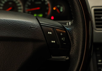 Подержанный автомобиль Volvo XC90 2006 года (12 фото)