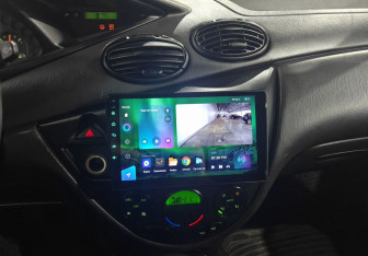 Подержанный автомобиль Ford Focus Sedan 2004 года (13 фото)