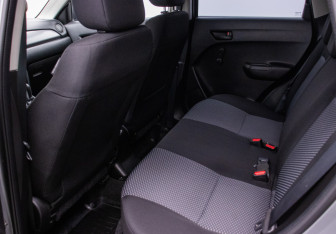 Подержанный автомобиль Suzuki Vitara 2019 года (11 фото)