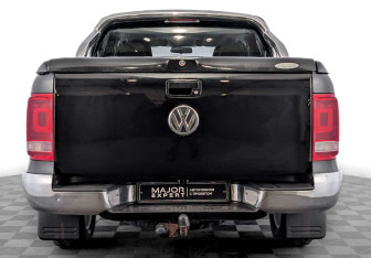 Подержанный автомобиль Volkswagen Amarok 2013 года (7 фото)