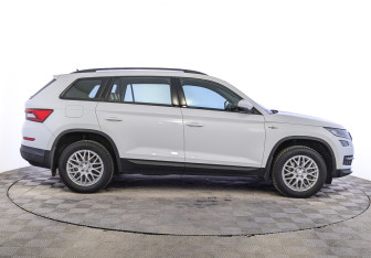 Подержанный автомобиль Skoda Kodiaq 2021 года (4 фото)