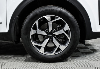 Подержанный автомобиль Kia Sportage 2021 года (8 фото)