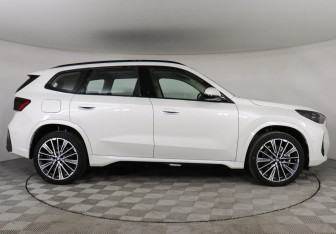 Новый BMW X1 2025 (6 фото)