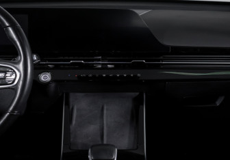 Подержанный автомобиль Omoda C5 2023 года (13 фото)