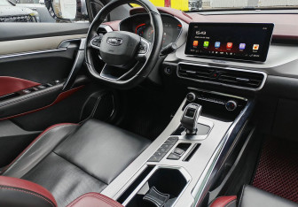 Подержанный автомобиль Geely Coolray 2020 года (10 фото)