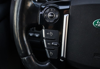 Подержанный автомобиль Land Rover Discovery 2014 года (26 фото)