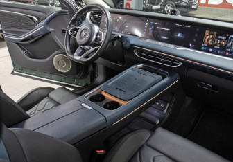 Подержанный автомобиль Voyah Free 2023 года (10 фото)