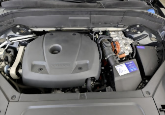 Подержанный автомобиль Volvo XC90 2021 года (9 фото)