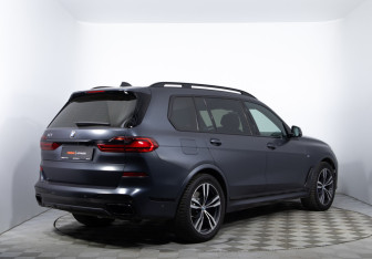 Подержанный автомобиль BMW X7 2020 года (4 фото)
