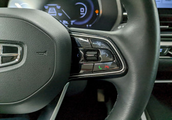 Подержанный автомобиль Geely Emgrand 2024 года (29 фото)