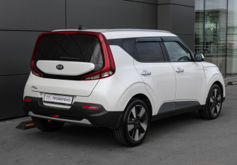 Подержанный автомобиль Kia Soul 2021 года (5 фото)