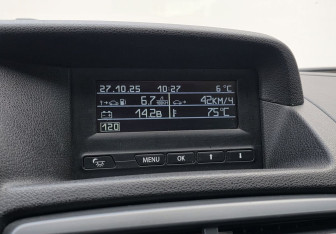 Подержанный автомобиль LADA (ВАЗ) Priora Wagon 2015 года (13 фото)