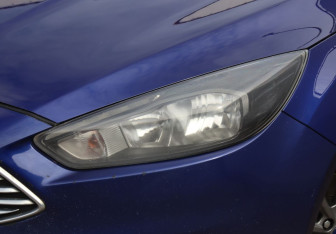 Подержанный автомобиль Ford Focus Wagon 2016 года (24 фото)