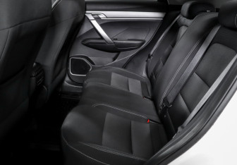 Подержанный автомобиль Belgee X50 2024 года (10 фото)