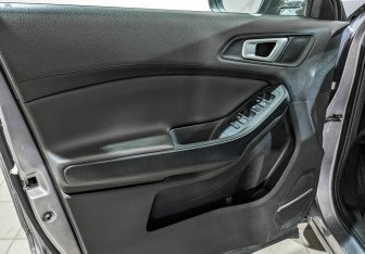 Подержанный автомобиль Chery Tiggo 4 2022 года (15 фото)