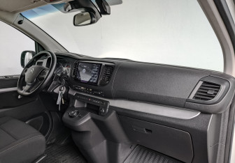 Подержанный автомобиль Citroen SpaceTourer 2020 года (13 фото)