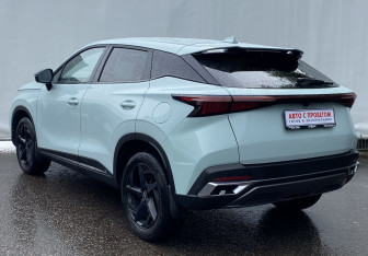 Подержанный автомобиль Omoda C5 2023 года (7 фото)