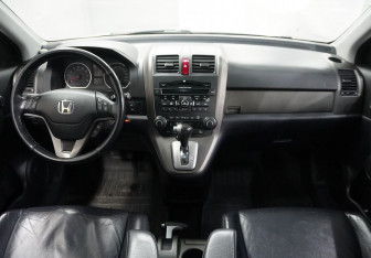 Подержанный автомобиль Honda CR-V 2012 года (13 фото)