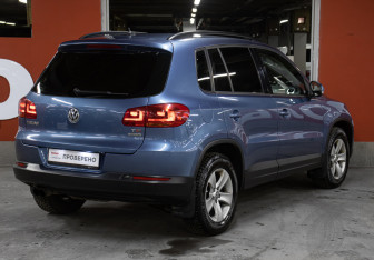 Подержанный автомобиль Volkswagen Tiguan 2011 года (5 фото)