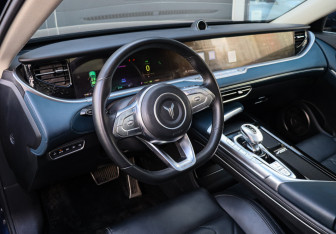 Подержанный автомобиль Voyah Free 2023 года (14 фото)