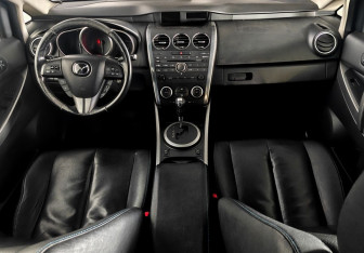 Подержанный автомобиль Mazda CX-7 2011 года (9 фото)