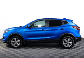 Подержанный автомобиль Nissan Qashqai 2019 года (8 фото)