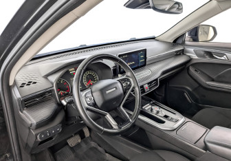 Подержанный автомобиль Haval Jolion 2022 года (16 фото)