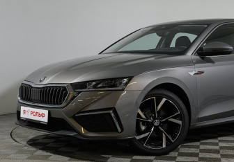 Новый Skoda Octavia Liftback 2025 (2 фото)