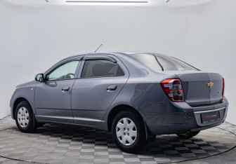 Подержанный автомобиль Chevrolet Cobalt Sedan 2020 года (3 фото)