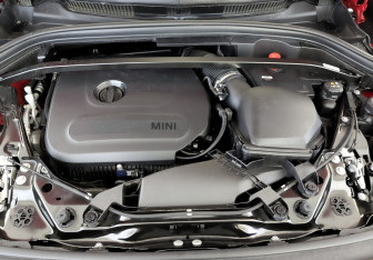 Подержанный автомобиль MINI Countryman 2024 года (12 фото)