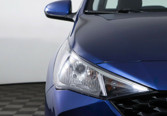Подержанный автомобиль Hyundai Solaris Sedan 2021 года (7 фото)