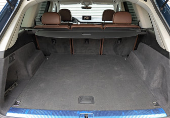 Подержанный автомобиль Audi Q7 2019 года (10 фото)