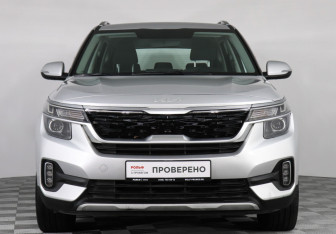 Подержанный автомобиль Kia Seltos 2022 года (2 фото)