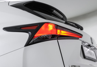 Подержанный автомобиль Lexus NX 2017 года (23 фото)