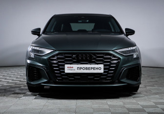Подержанный автомобиль Audi A3 Sedan 2021 года (2 фото)