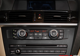 Подержанный автомобиль BMW X3 2013 года (13 фото)