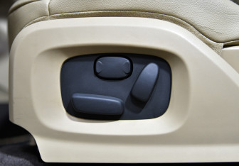Подержанный автомобиль Land Rover Range Rover Evoque 2012 года (19 фото)