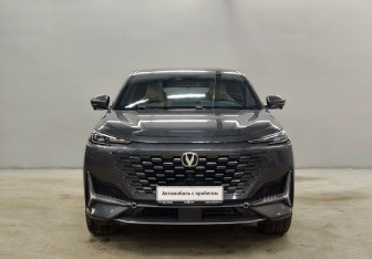 Подержанный автомобиль Changan UNI-K 2023 года (2 фото)