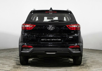 Подержанный автомобиль Hyundai Creta 2016 года (4 фото)