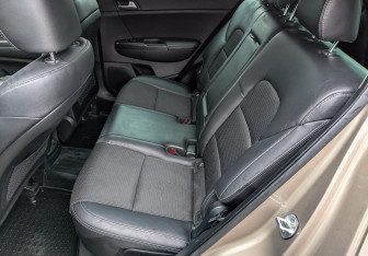 Подержанный автомобиль Kia Sportage 2017 года (18 фото)