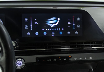 Подержанный автомобиль Omoda C5 2023 года (19 фото)