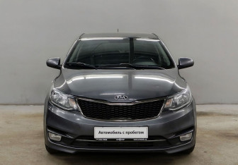 Подержанный автомобиль Kia Rio Sedan 2015 года (2 фото)