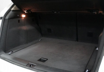 Подержанный автомобиль Audi Q5 2011 года (14 фото)