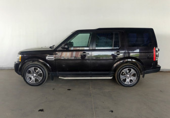 Подержанный автомобиль Land Rover Discovery 2012 года (7 фото)