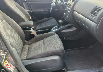 Подержанный автомобиль Volkswagen Jetta Sedan 2009 года (9 фото)